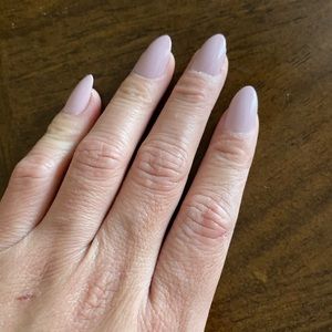 Meet your Posher, Roxana